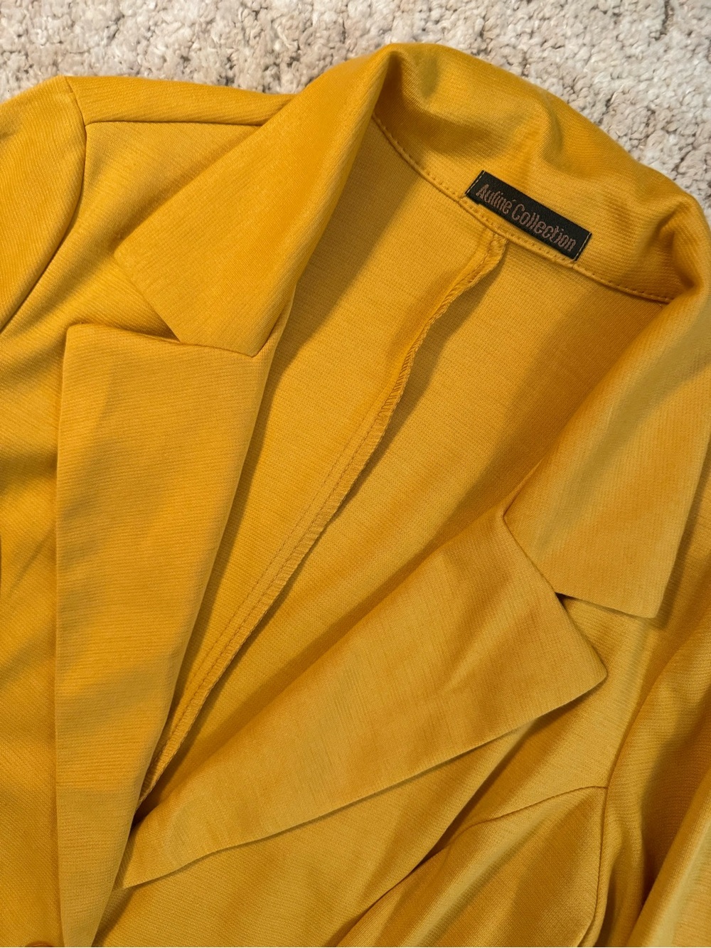 Auline Collection mustard yellow ruched 3/4 sleeve women's blazer - Picture 3 of 4